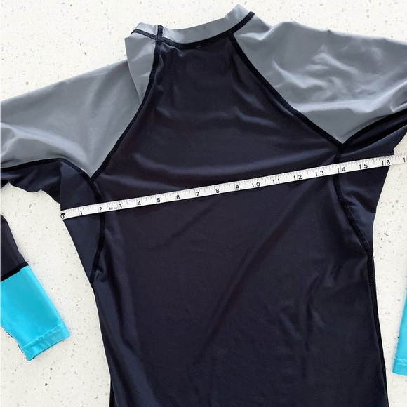 Dakine Rash Guard Women’s Large Surf Long Sleeve Swim Top Black Gray Blue - Picture 4 of 5